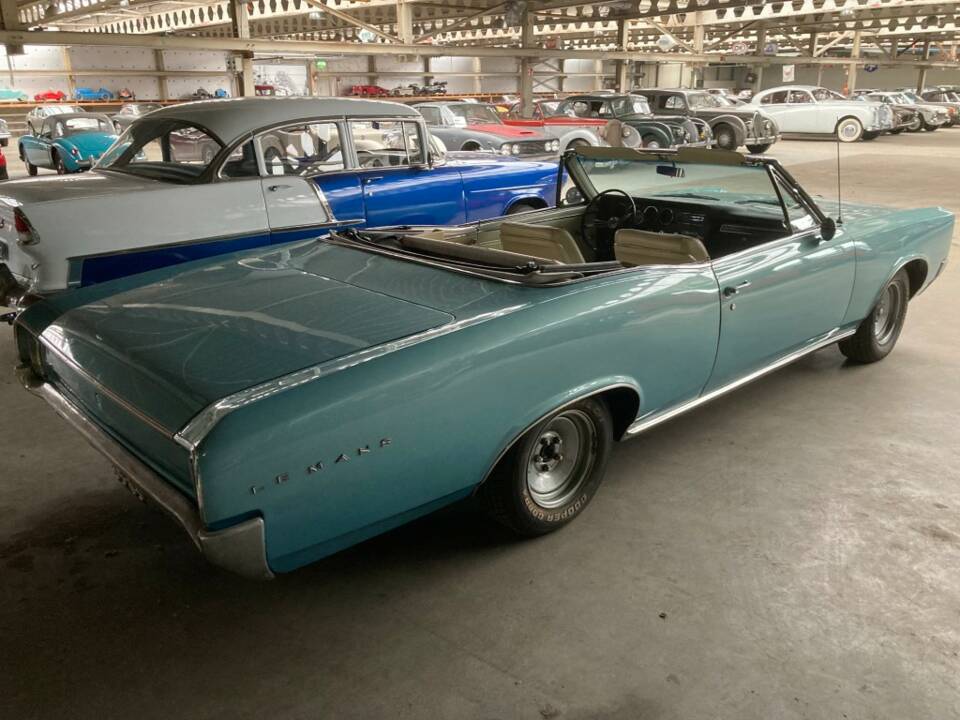 Immagine 23/25 di Pontiac Tempest Le Mans (1966)
