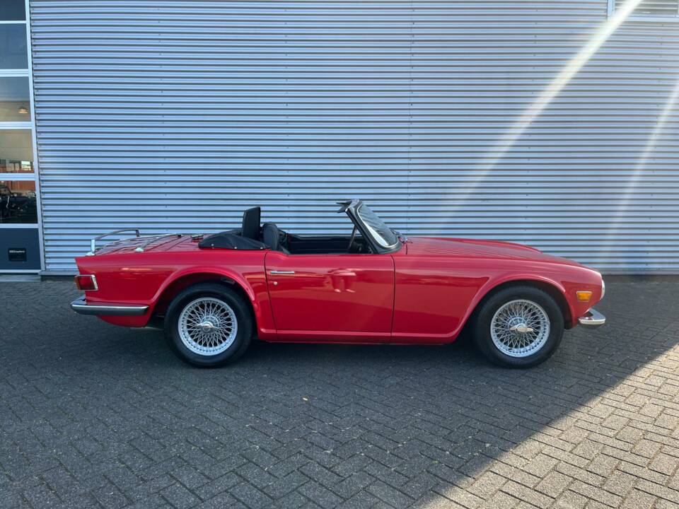 Afbeelding 8/8 van Triumph TR 6 (1971)