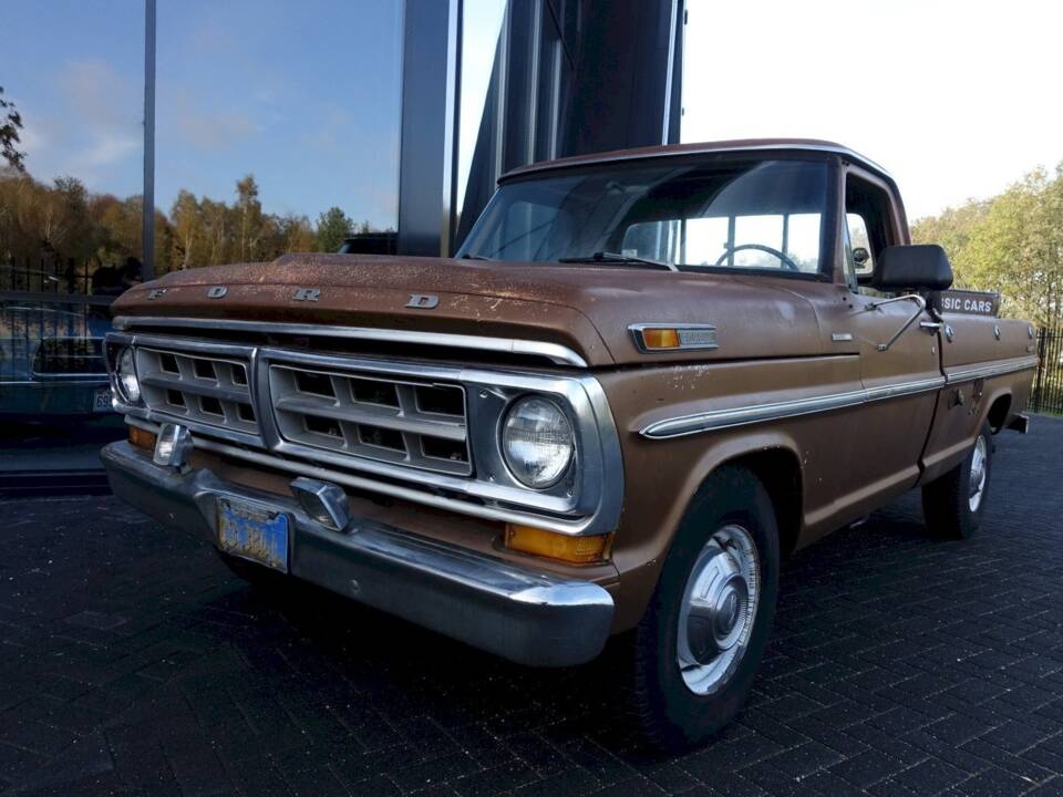 Image 6/37 of Ford F-250 (1972)