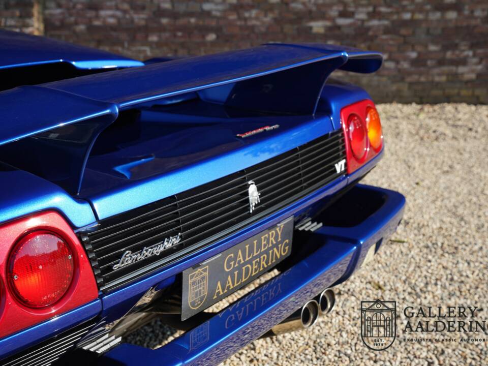 Obraz 31/50 pojazdu Lamborghini Diablo VT Roadster (1996)