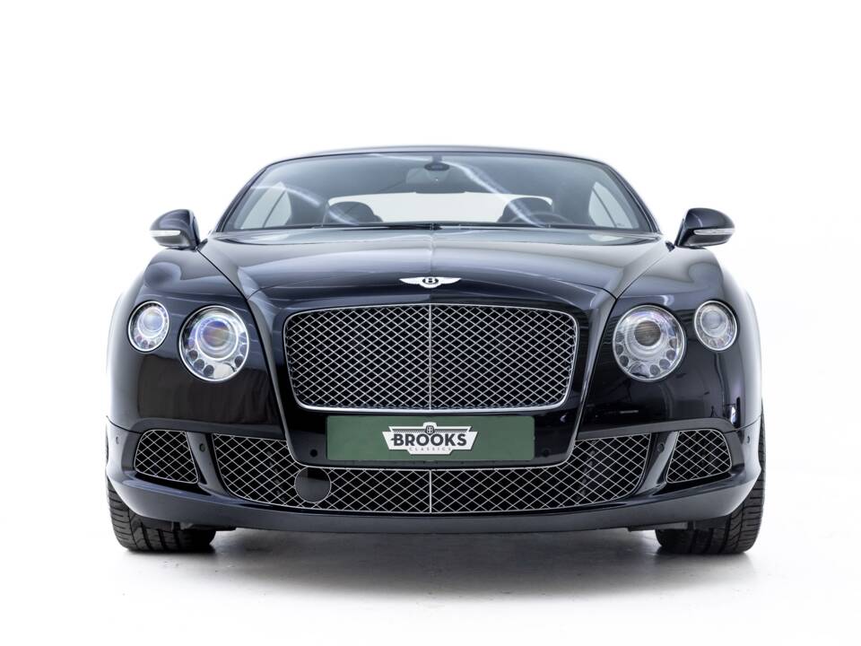 Image 2/26 of Bentley Continental GT (2012)