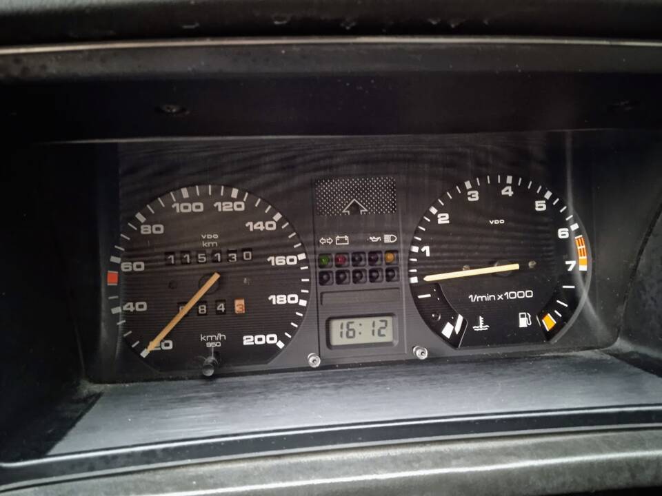 Image 27/67 de Volkswagen Scirocco II GT (1984)