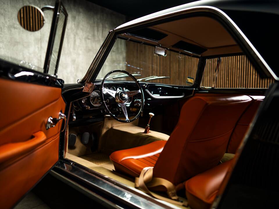 Image 44/92 of Maserati 3500 GT Touring (1957)