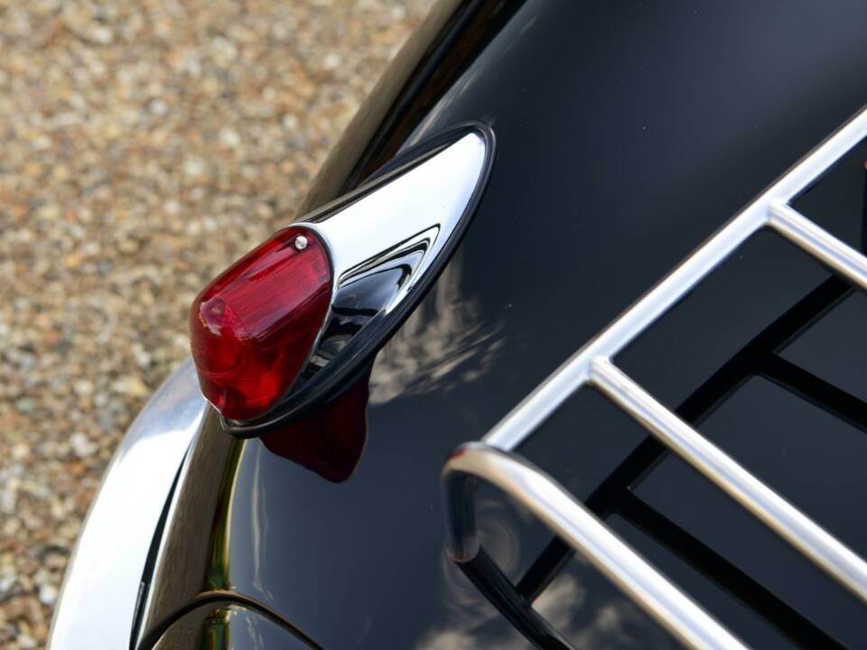 Afbeelding 20/50 van Jaguar XK-SS (1967)