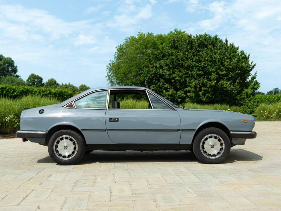 Image 5/48 of Lancia Beta Coupe 1600 (1978)