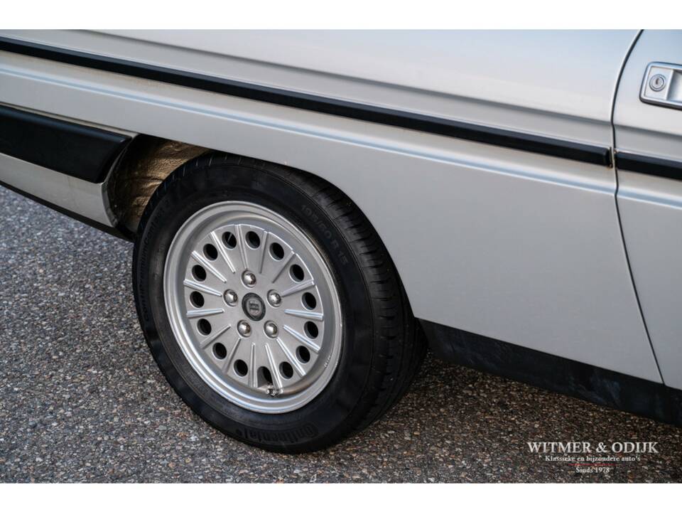 Immagine 18/25 di Lancia Gamma Coupe 2500 I.E. (1981)