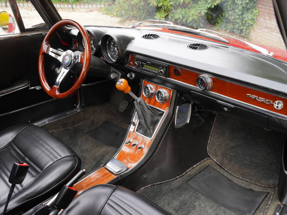 Image 50/50 of Alfa Romeo 1750 GT Veloce (1971)