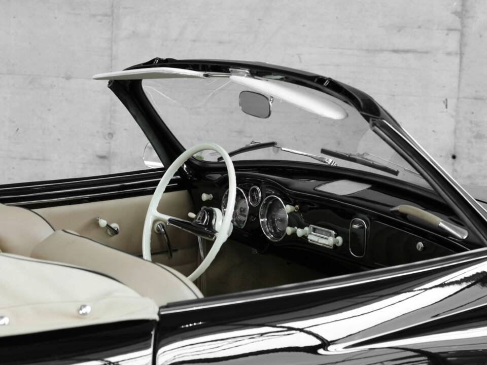 Image 31/50 of Volkswagen Karmann Ghia 1200 (1959)