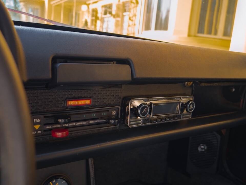 Image 27/43 de Porsche 914  2.0 (1976)