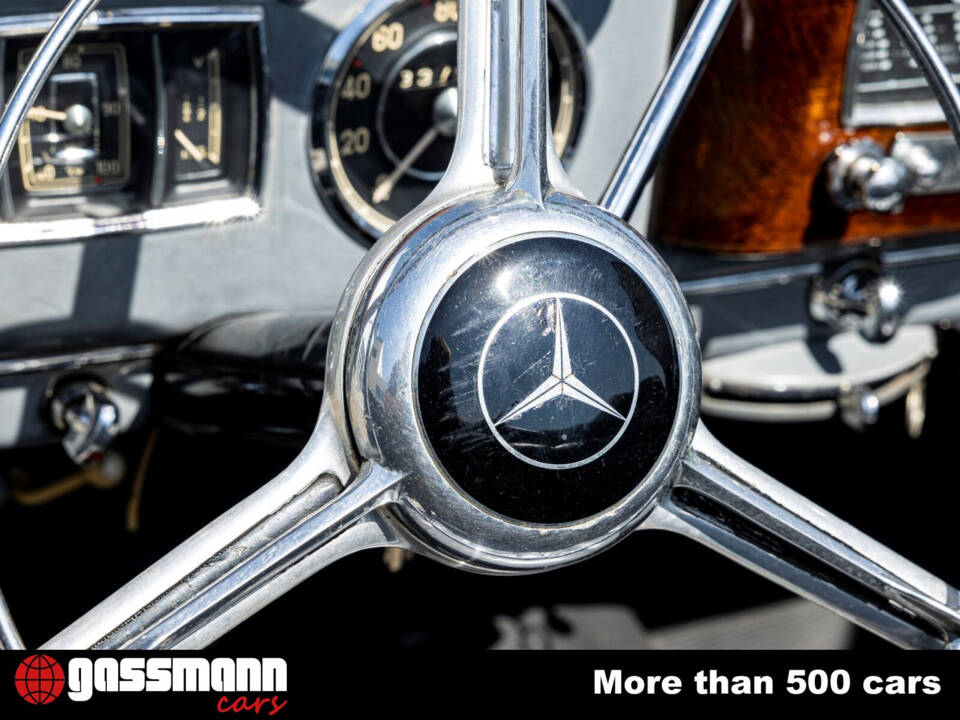 Bild 9/15 von Mercedes-Benz 220 Cabriolet A (1952)