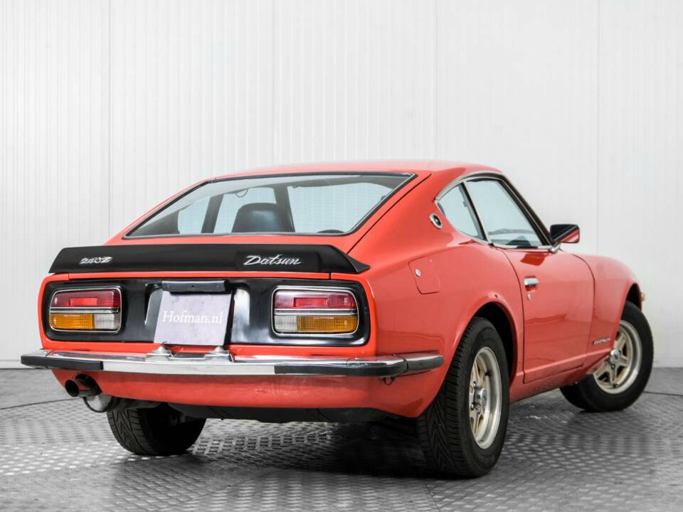 Image 37/50 of Datsun 240 Z (1974)