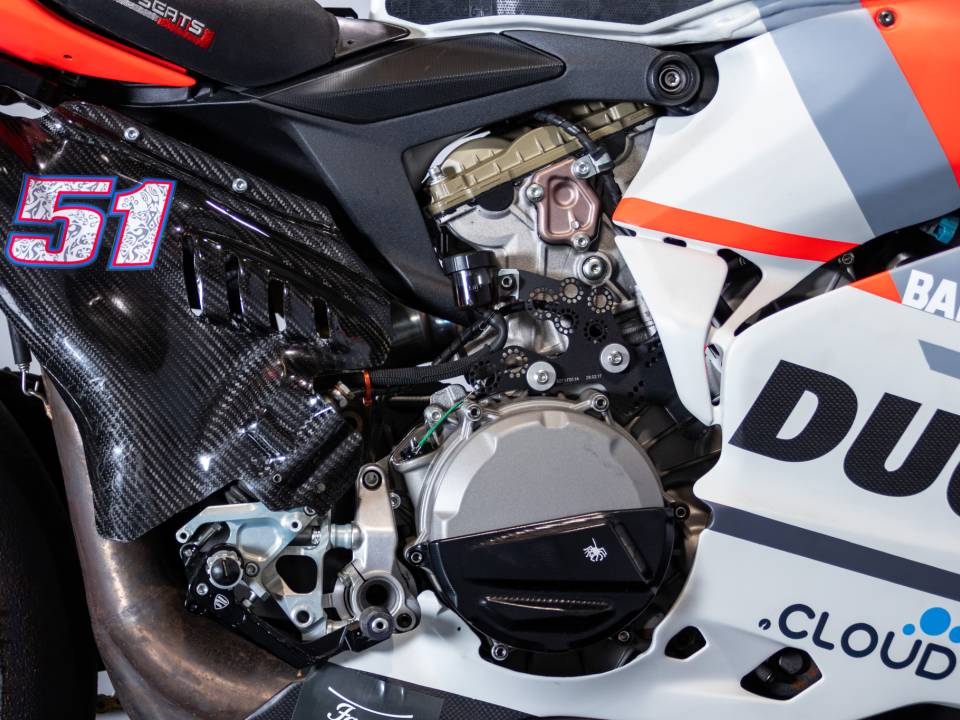 Immagine 26/50 di Ducati DUMMY (2019)