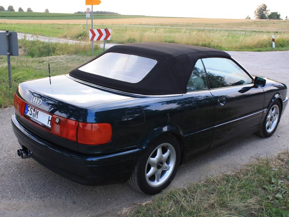 Bild 15/88 von Audi Cabriolet 2.6 (1995)