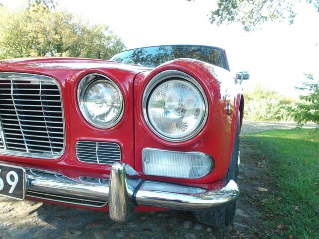 Image 52/52 of Jaguar XJ 6 2.8 (1971)