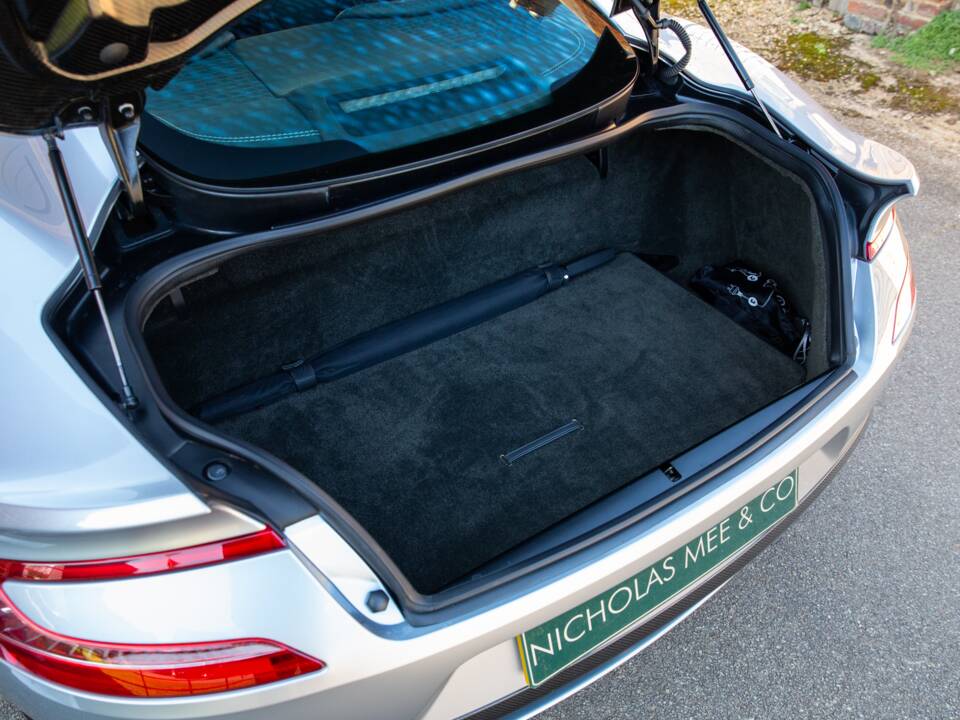 Image 9/80 of Aston Martin Vanquish (2013)