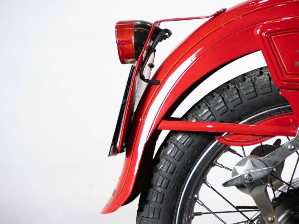 Bild 30/50 von Moto Guzzi Falcone Turismo (1960)
