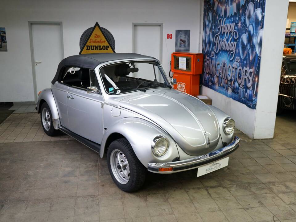 Immagine 1/31 di Volkswagen Käfer 1303 LS (1979)