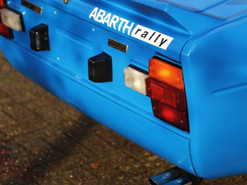 Afbeelding 34/50 van FIAT 131 Mirafiori 2000 CL (1981)