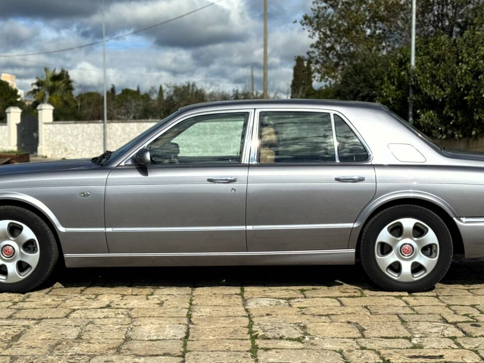 Image 26/44 of Bentley Arnage Green Label (2000)
