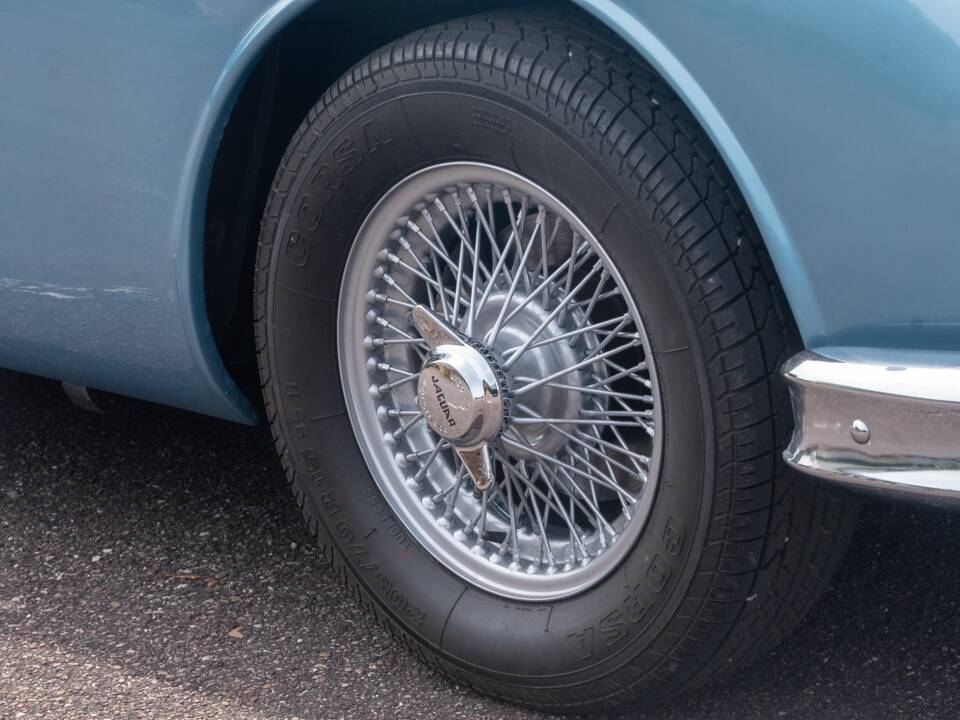 Immagine 7/50 di Jaguar Mk II 3.4 (1962)