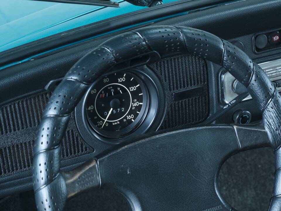 Bild 38/50 von Volkswagen Käfer 1300 (1973)
