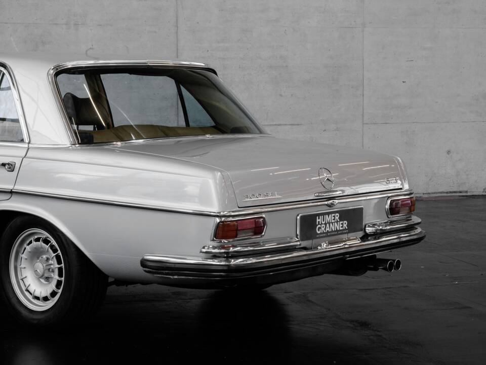 Immagine 16/50 di Mercedes-Benz 300 SEL 6.3 (1968)