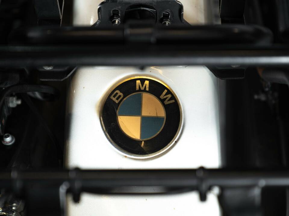 Bild 16/34 von BMW DUMMY (1987)