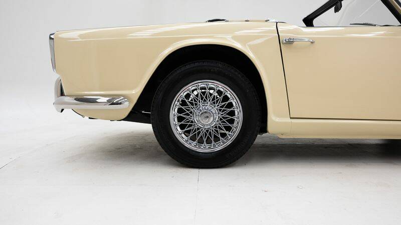 Image 15/15 of Triumph TR 4 (1965)