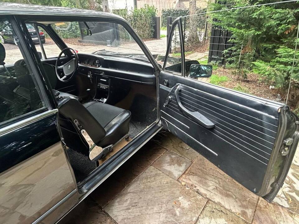 Bild 7/8 von BMW 2002 ti (1975)