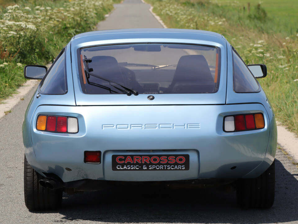 Image 7/42 de Porsche 928 (1979)