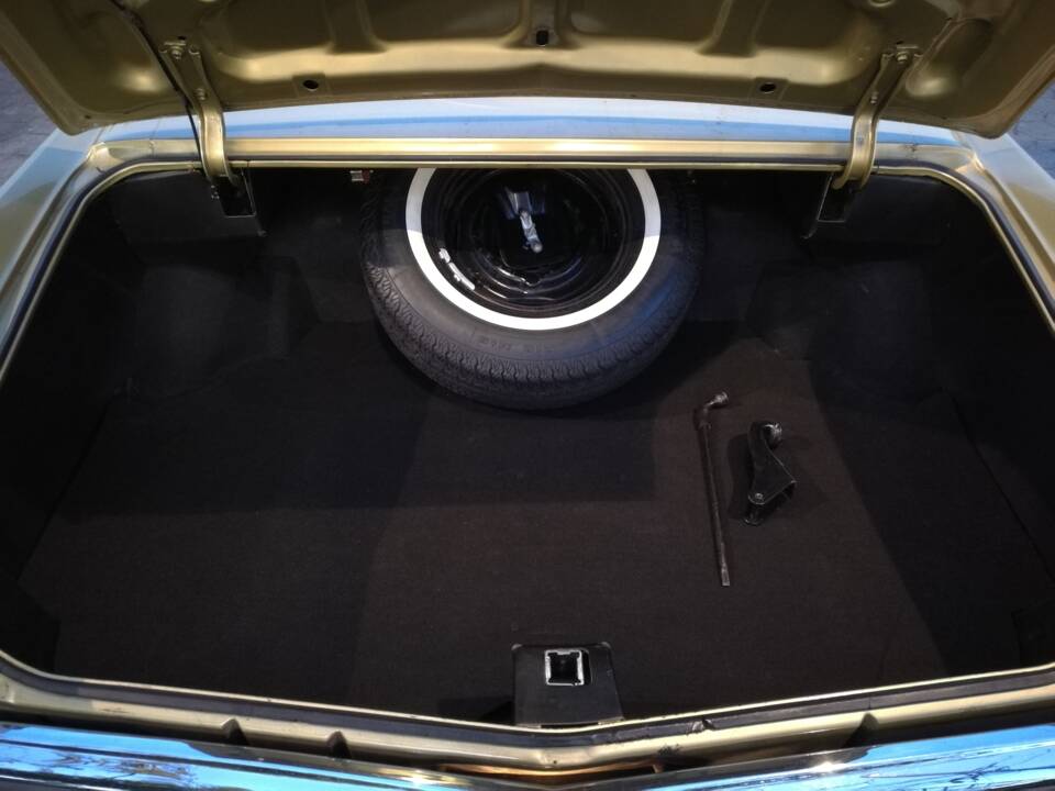 Imagen 18/25 de Cadillac Sedan DeVille (1970)