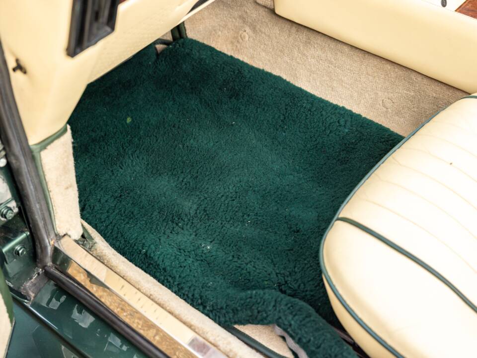 Bild 84/92 von Aston Martin V8 Volante X-Pack (1989)