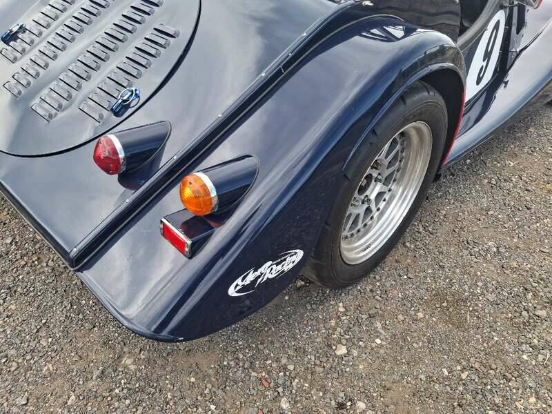 Image 22/27 of Morgan Plus 8 Inj. (1987)