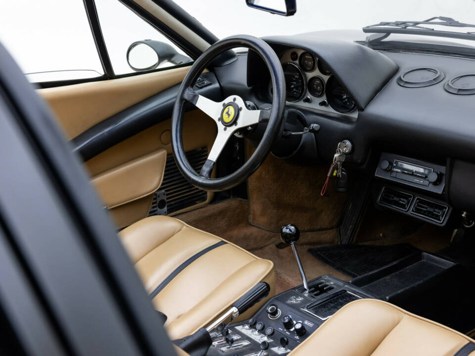 Image 20/45 of Ferrari 308 GTS (1978)