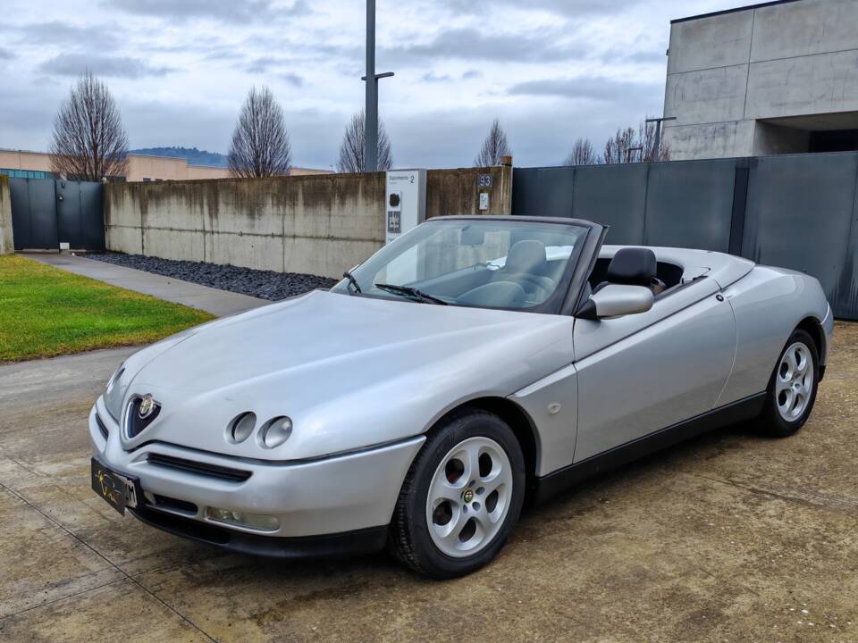 Bild 3/40 von Alfa Romeo Spider 2.0 Twin Spark 16V (1997)