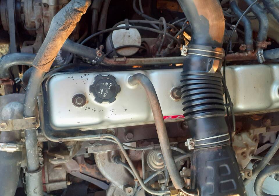 Image 29/61 of Toyota Land Cruiser FJ 62 (1989)
