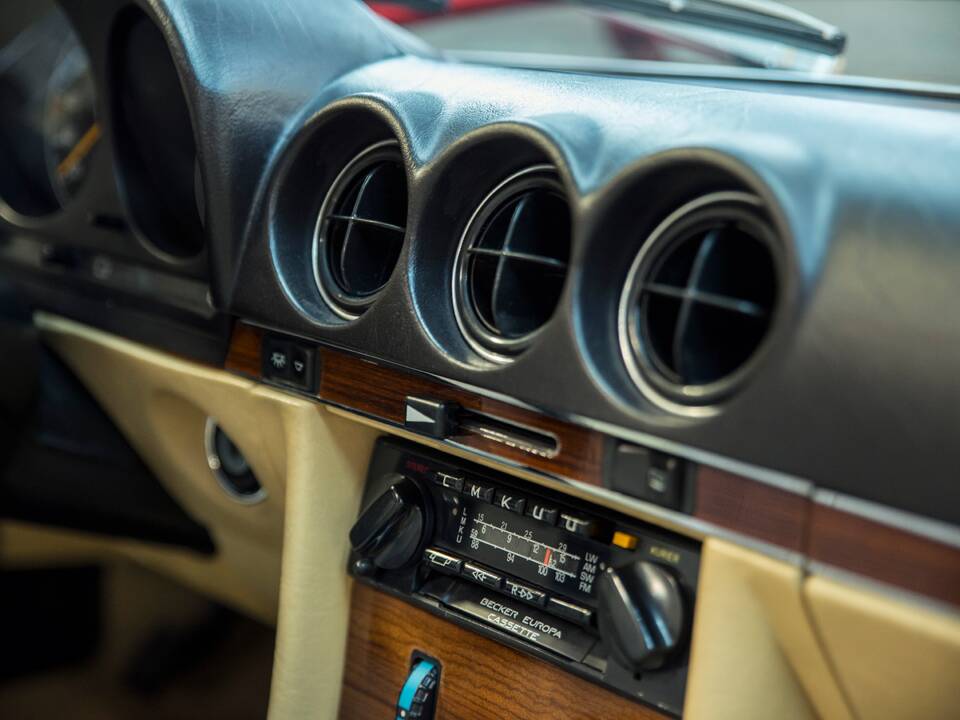Bild 11/15 von Mercedes-Benz 280 SL (1983)