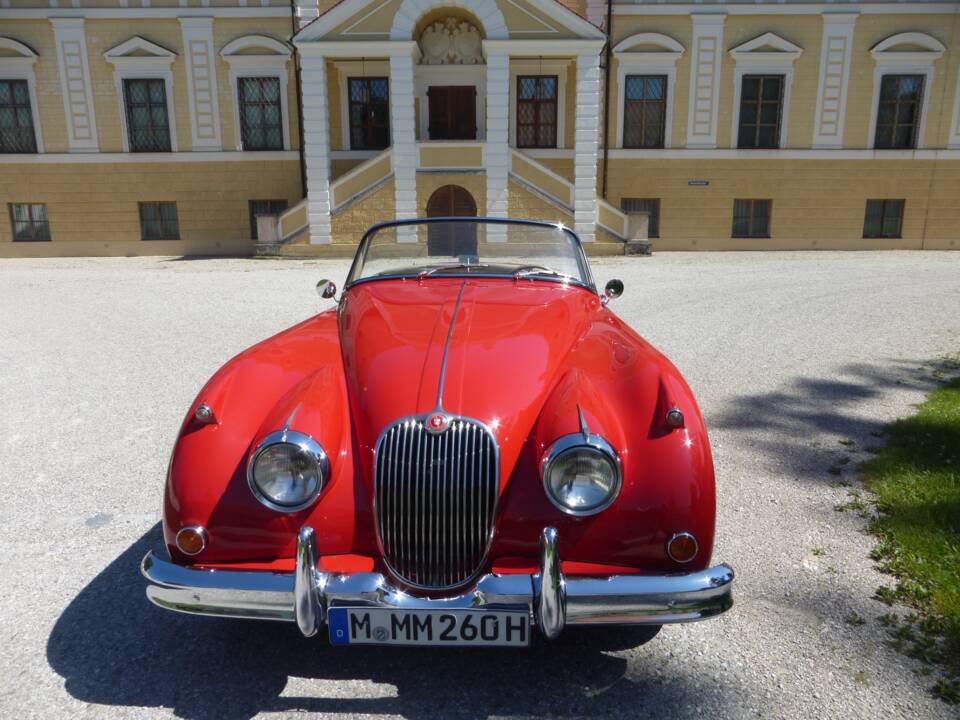 Image 15/174 of Jaguar XK 150 3.4 S OTS (1958)