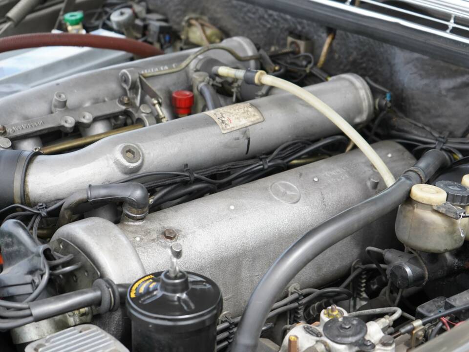 Afbeelding 32/89 van Mercedes-Benz 300 SEL 6.3 (1972)
