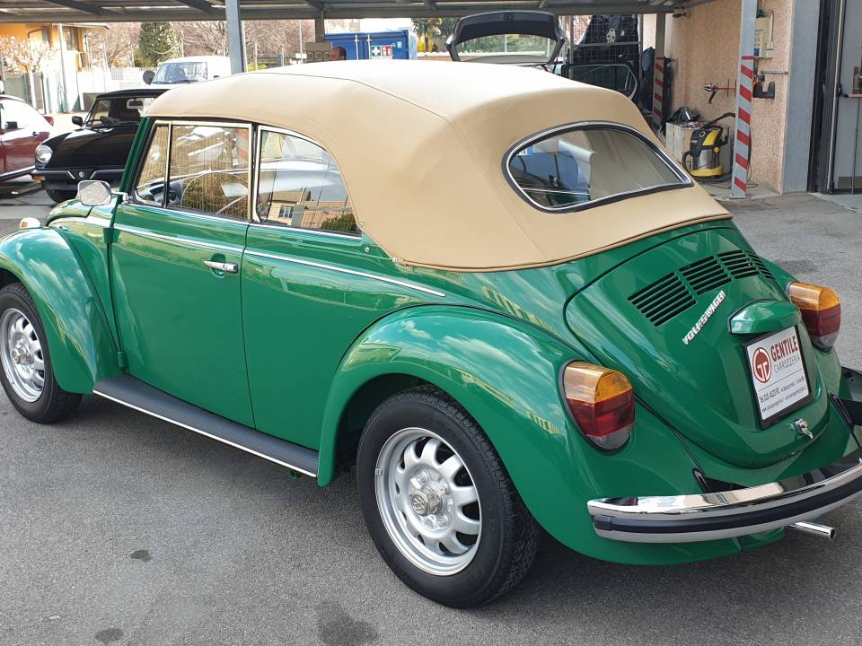 Bild 2/39 von Volkswagen Beetle 1600 (1973)