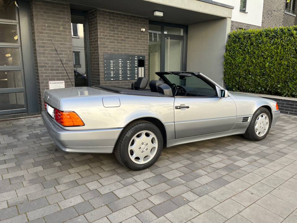 Image 10/24 of Mercedes-Benz SL 600 (1993)