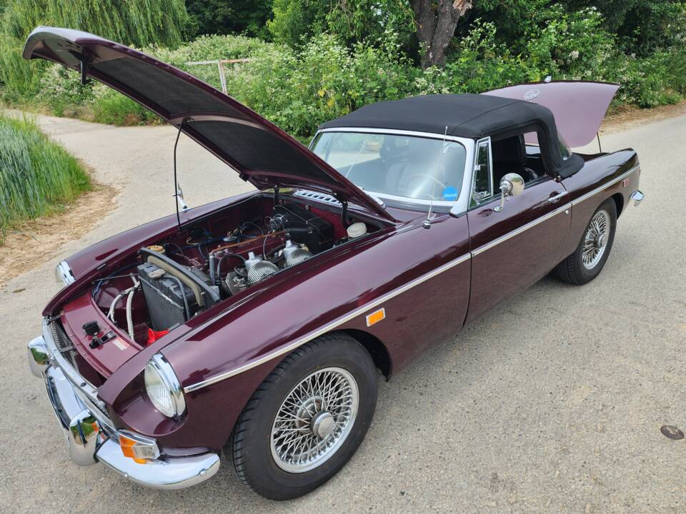 Image 16/55 of MG MGB (1969)