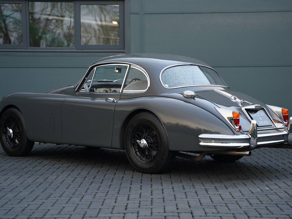 Bild 2/50 von Jaguar XK 150 3.8 S FHC (1960)