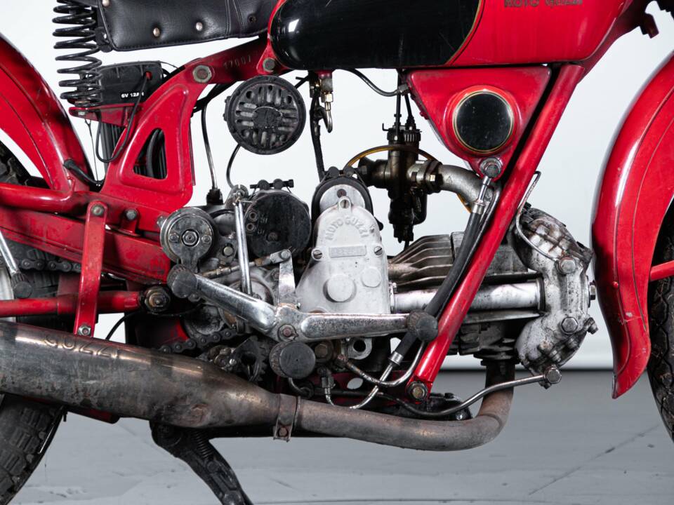 Image 48/50 of Moto Guzzi DUMMY (1950)