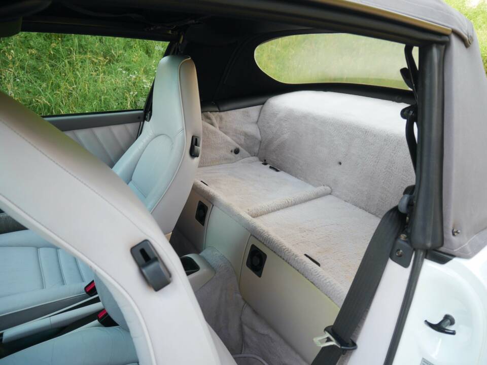 Bild 21/45 von Porsche 911 Carrera 2 (1993)