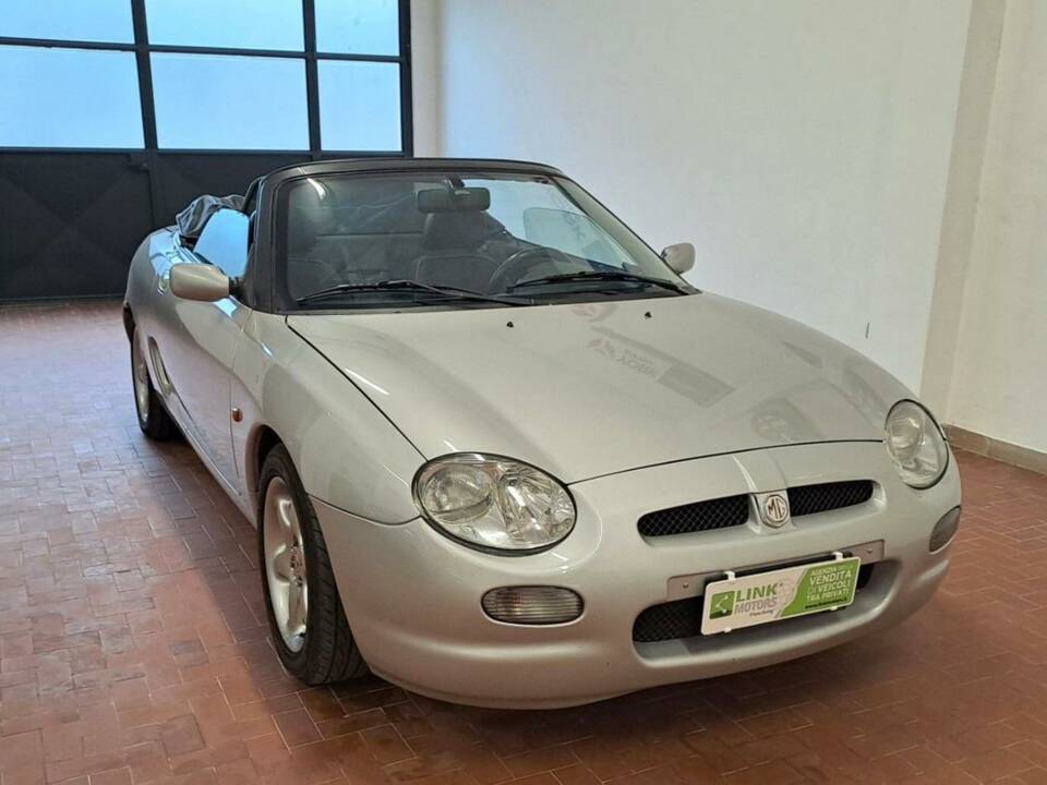 Immagine 22/50 di MG F 1.8i (1998)