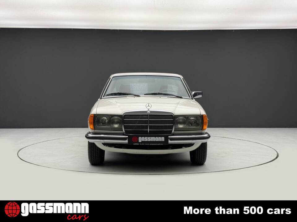 Bild 2/15 von Mercedes-Benz 280 C (1978)