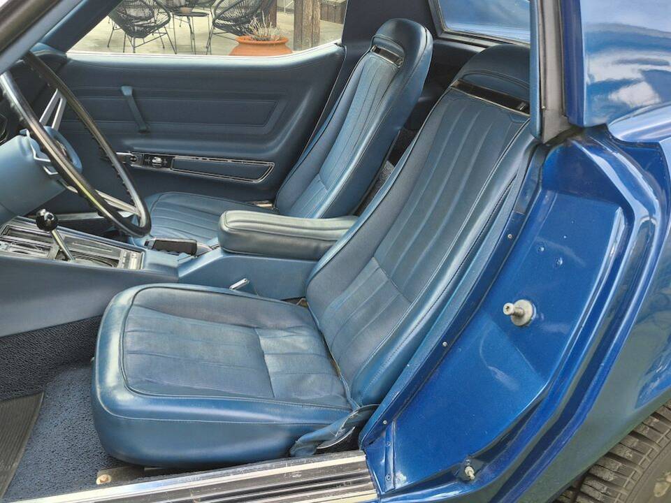 Image 29/55 of Chevrolet Corvette Stingray (1971)