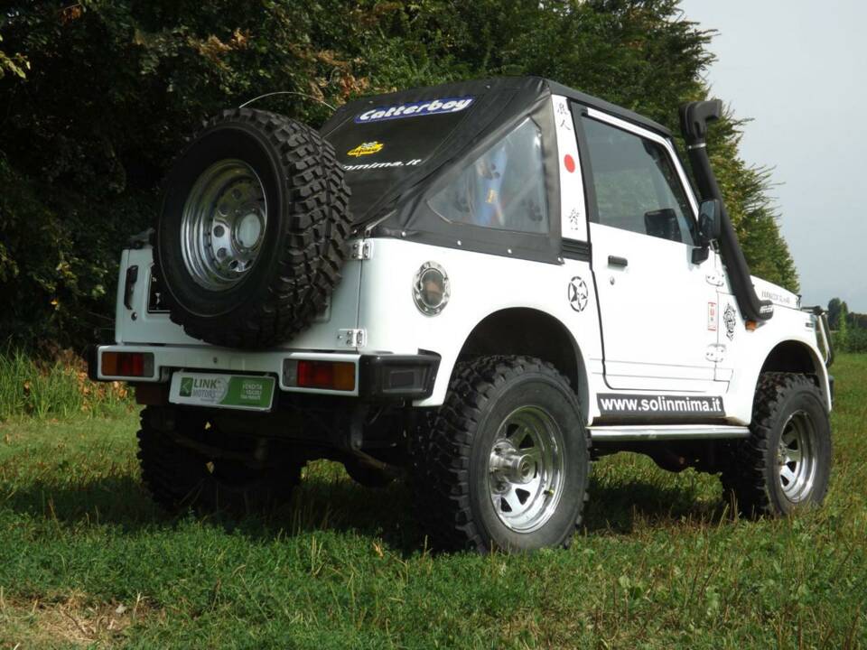 Immagine 8/50 di Suzuki SJ Samurai (1989)