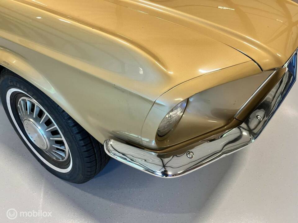 Image 17/26 of Ford Mustang 289 (1968)